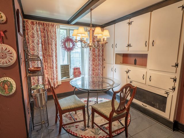 410 SHOREHAVEN Drive, Erie, PA 16505