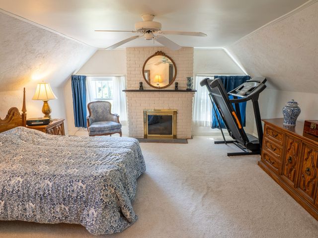 410 SHOREHAVEN Drive, Erie, PA 16505