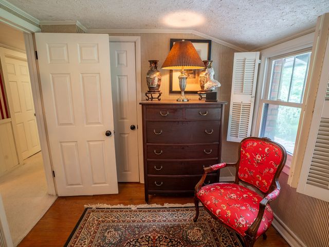 410 SHOREHAVEN Drive, Erie, PA 16505