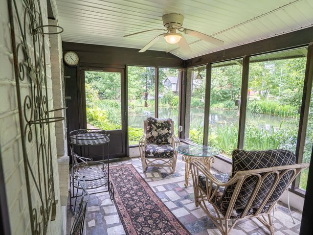 410 SHOREHAVEN Drive, Erie, PA 16505