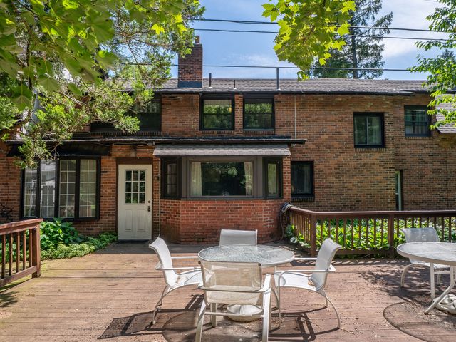 410 SHOREHAVEN Drive, Erie, PA 16505
