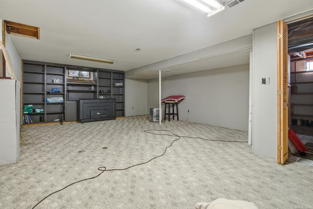 1828 Kennelworth Road, Port Huron, MI 48060