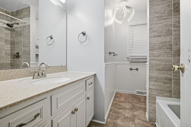 1828 Kennelworth Road, Port Huron, MI 48060