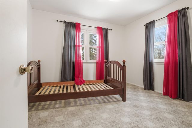 1828 Kennelworth Road, Port Huron, MI 48060