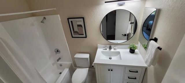 1318 Shadow Hills Court, San Marcos, CA 92069