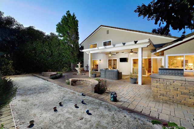 10585 Canyon Lake, San Diego, CA 92131