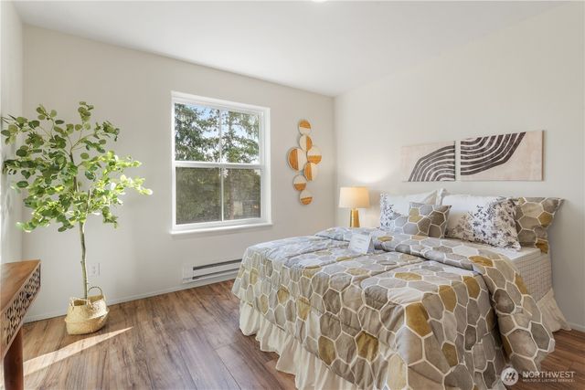 23907 S 67th Place S #C102, Kent, WA 98032