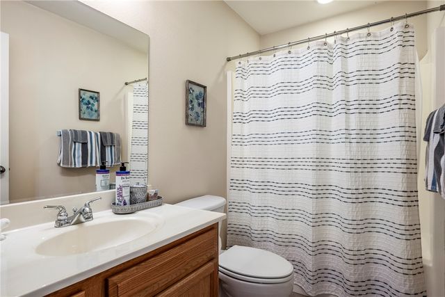 3900 SW Carriageway Avenue, Bentonville, AR 72712