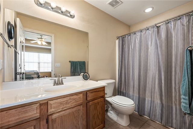 3900 SW Carriageway Avenue, Bentonville, AR 72712