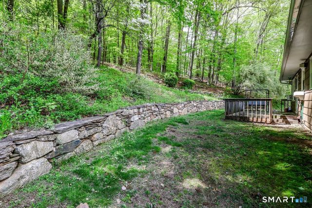 5 Connelly Road, New Milford, CT 06776