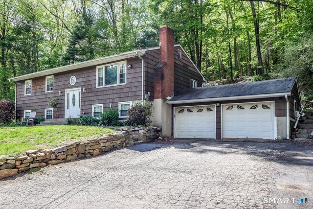 5 Connelly Road, New Milford, CT 06776