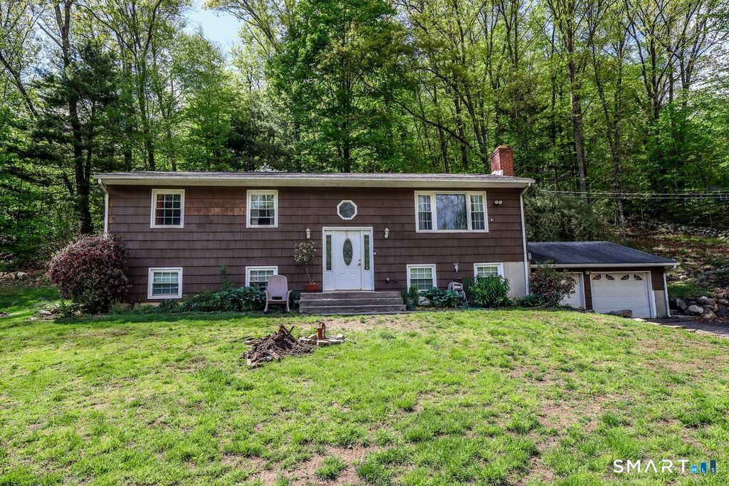 5 Connelly Road, New Milford, CT 06776