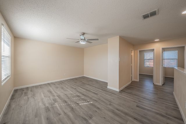 2032 Hopi Trail, Grand Prairie, TX 75052