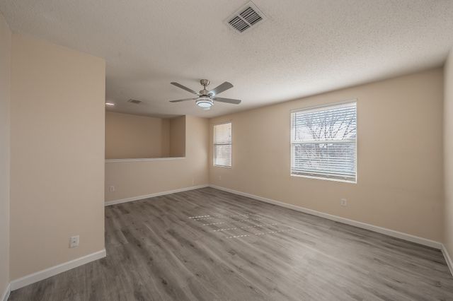 2032 Hopi Trail, Grand Prairie, TX 75052