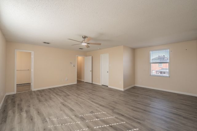 2032 Hopi Trail, Grand Prairie, TX 75052