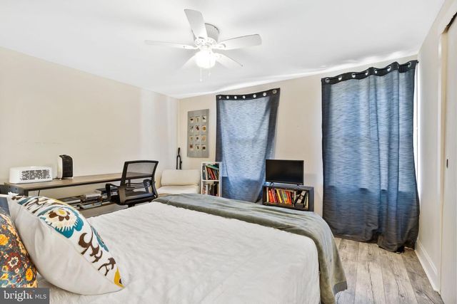 111 THOMPSON ST, Burlington, NJ 08016