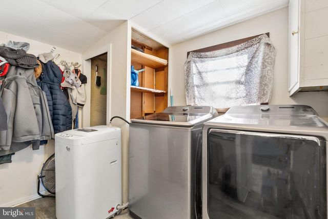 111 THOMPSON ST, Burlington, NJ 08016