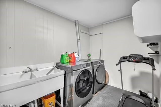 523 Jeannette Drive, Richmond Heights, OH 44143