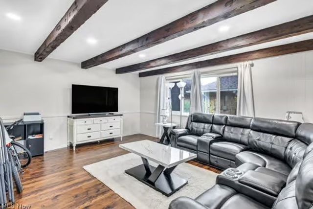 523 Jeannette Drive, Richmond Heights, OH 44143
