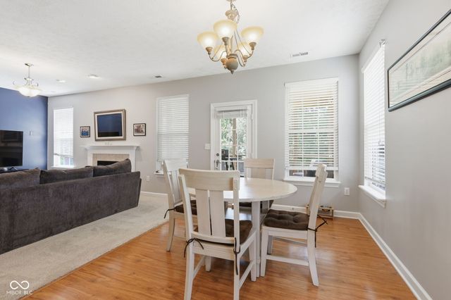 10929 Glazer Way, Fishers, IN 46038