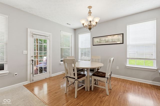 10929 Glazer Way, Fishers, IN 46038
