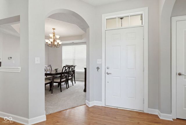 10929 Glazer Way, Fishers, IN 46038