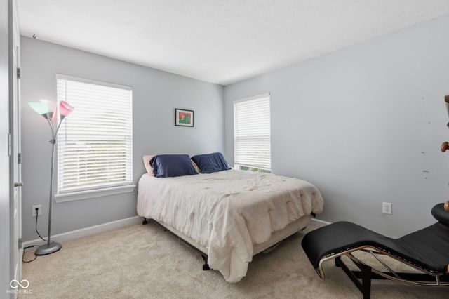10929 Glazer Way, Fishers, IN 46038