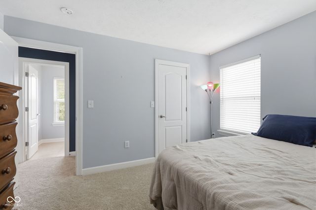 10929 Glazer Way, Fishers, IN 46038