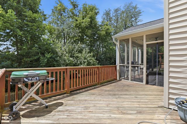 10929 Glazer Way, Fishers, IN 46038