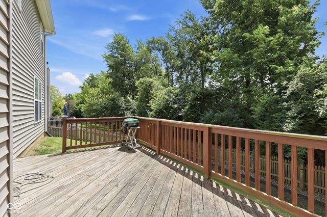 10929 Glazer Way, Fishers, IN 46038