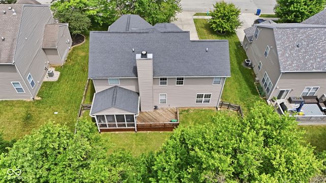 10929 Glazer Way, Fishers, IN 46038
