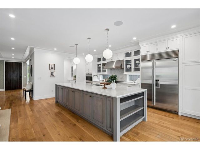 792 S High St, Denver, CO 80209