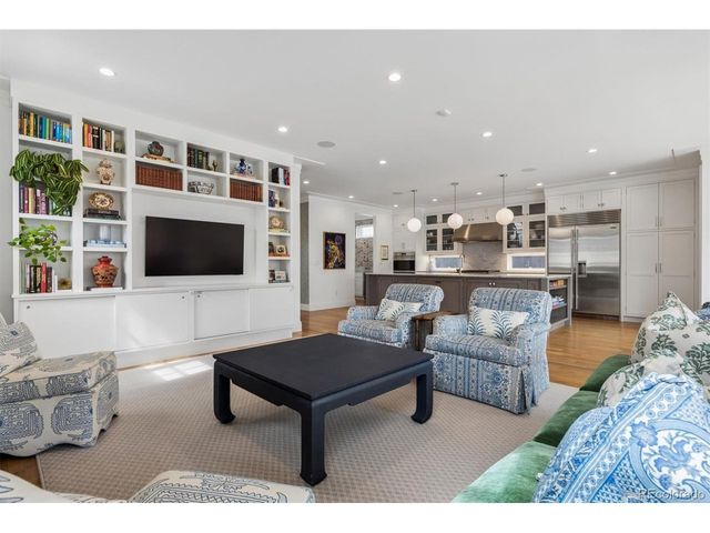 792 S High St, Denver, CO 80209