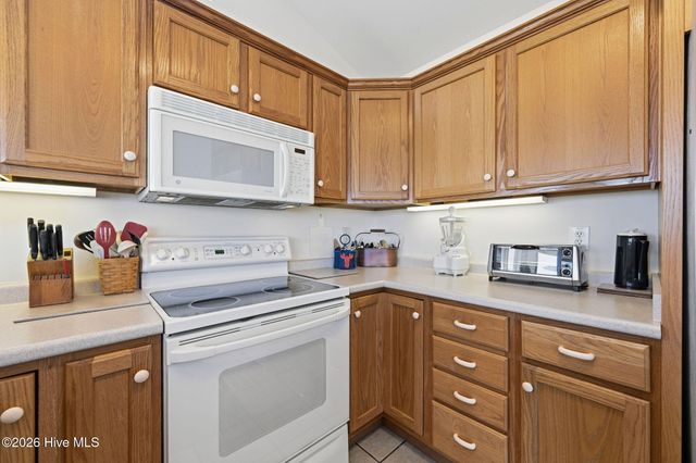 1821 S Shore Drive, Surf City, NC 28445
