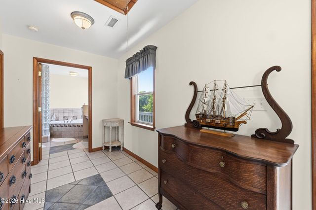 1821 S Shore Drive, Surf City, NC 28445