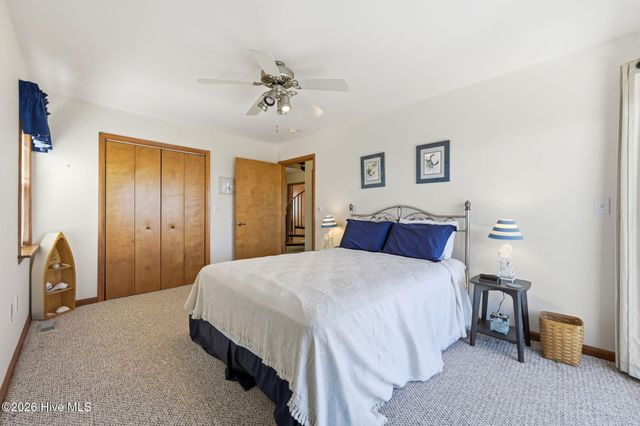 1821 S Shore Drive, Surf City, NC 28445