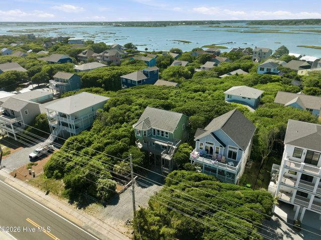 1821 S Shore Drive, Surf City, NC 28445