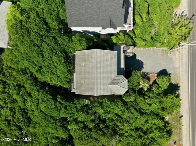 1821 S Shore Drive, Surf City, NC 28445