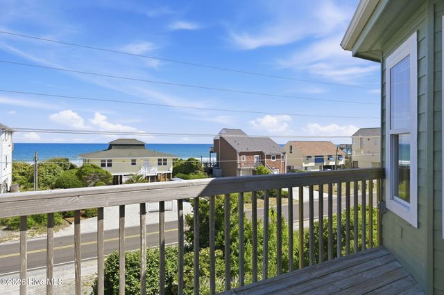 1821 S Shore Drive, Surf City, NC 28445