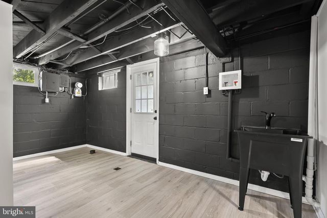 5601 WINDSOR MILL RD, Baltimore, MD 21207