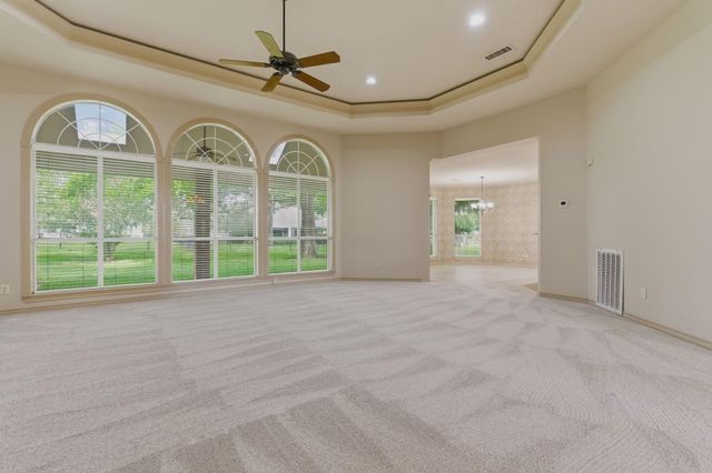 89 La Mirada Drive, Montgomery, TX 77356