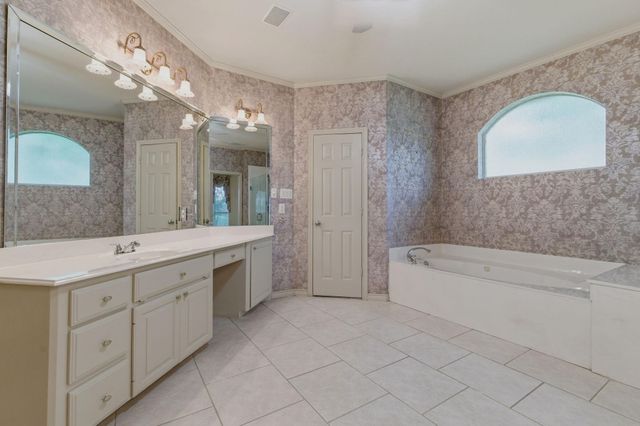 89 La Mirada Drive, Montgomery, TX 77356