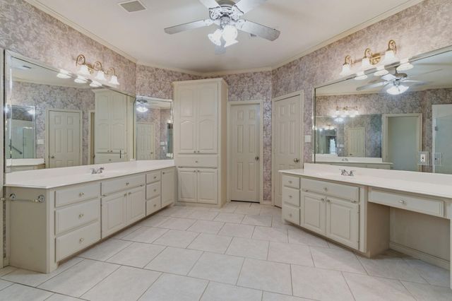 89 La Mirada Drive, Montgomery, TX 77356