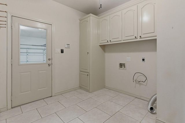 89 La Mirada Drive, Montgomery, TX 77356
