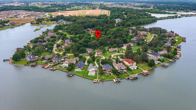 89 La Mirada Drive, Montgomery, TX 77356