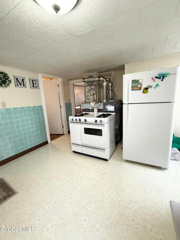 122 Hudson Avenue, Cohoes, NY 12047