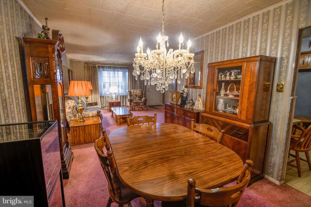 220 HAMPSHIRE DR, Chalfont, PA 18914