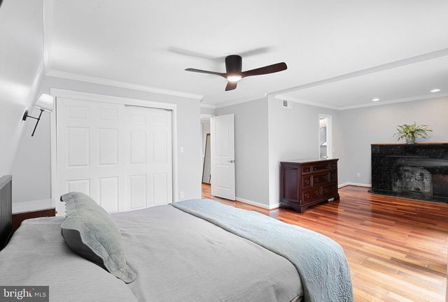 11202 WEDGE DR, Reston, VA 20190