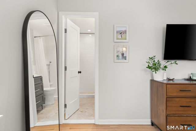 164 Summer Street APT A, New Canaan, CT 06840