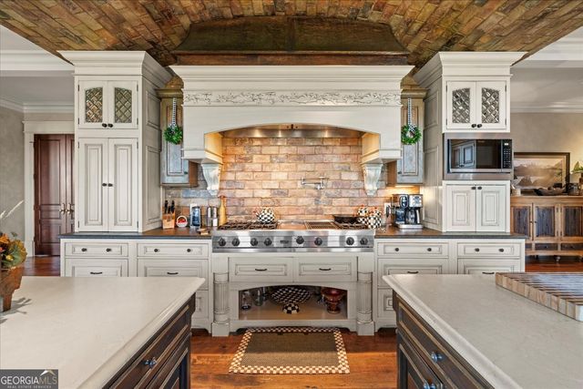 2956 Walhalla Hwy, Six Mile, SC 29682